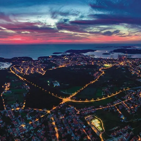 Stunning In With Wifi 아파트 풀라