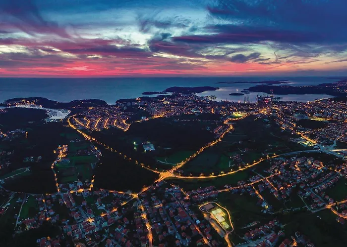 Stunning In With Wifi 아파트 풀라